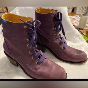 Fleuvog Adriana Boot! Size 9.5 but could fit a size 9 with a sock.